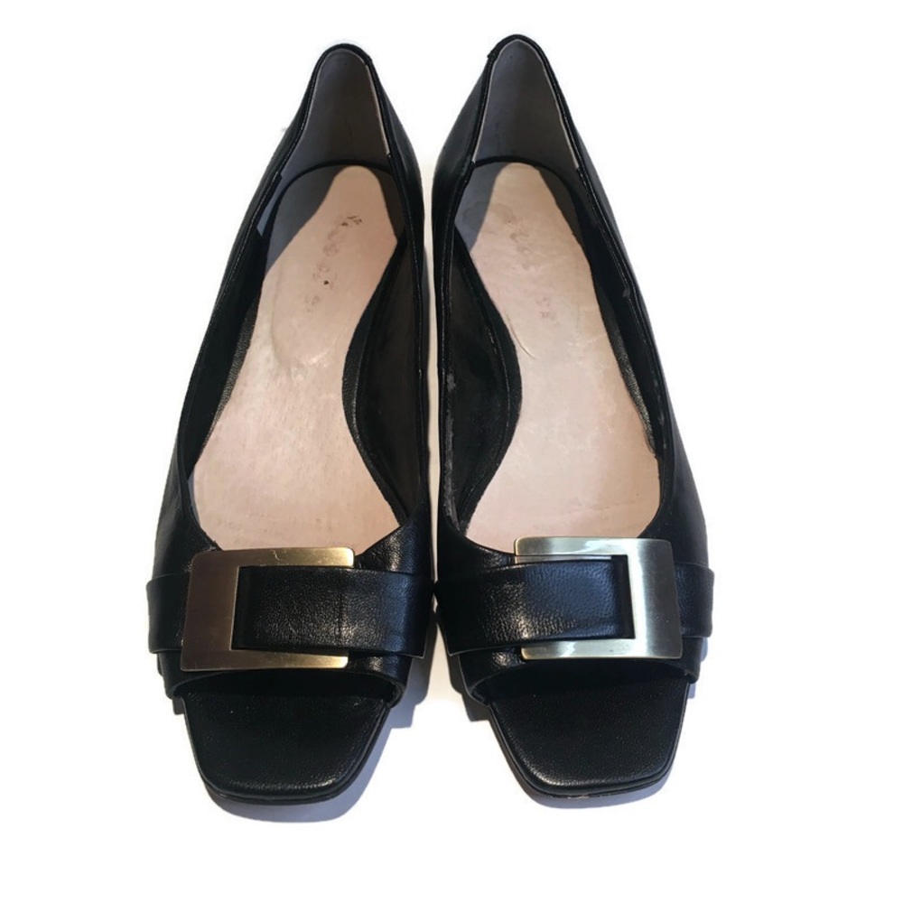 Black Kitten heel size 8, kitten heel